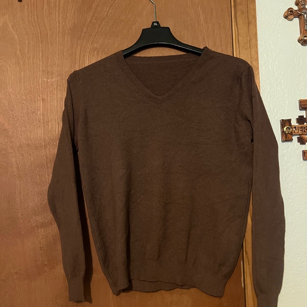 Men's Brown V-Neck Sweater
